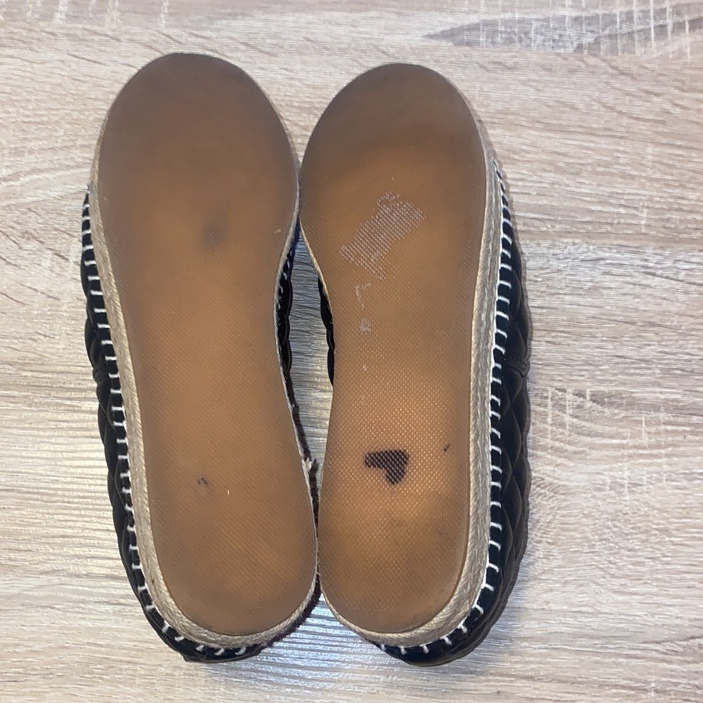 🛍️Steve Madden Black Palamo Quilted Espadrilles! - Picture 6 of 7